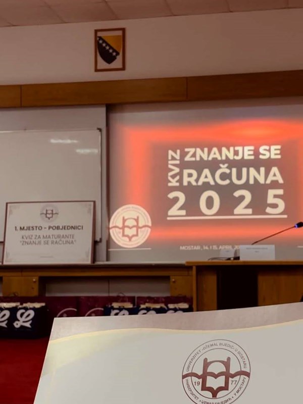 As part of the knowledge quiz for high school graduates ‘Knowledge Counts’, the organizers held a prize contest for the best audience photo and video during the quiz.