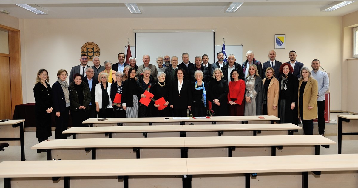 As part of the 48th-anniversary celebrations, the Dzemal Bijedic University of Mostar organized a formal reception for retired employees in the amphitheater of the Faculty of Economics.